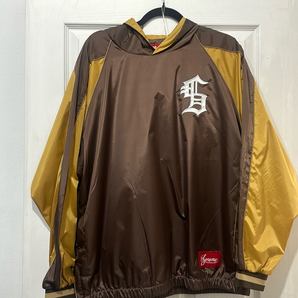 Supreme  windbreaker